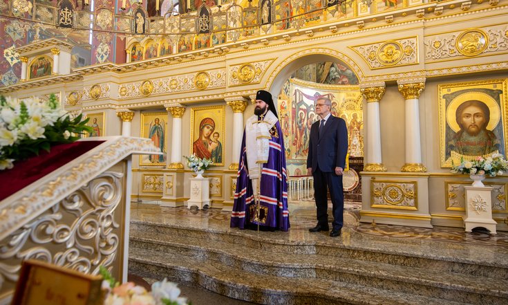 Юрий Чайка передал Терскому казачьему войску ковчег с частицей мощей Апостола Варфоломея