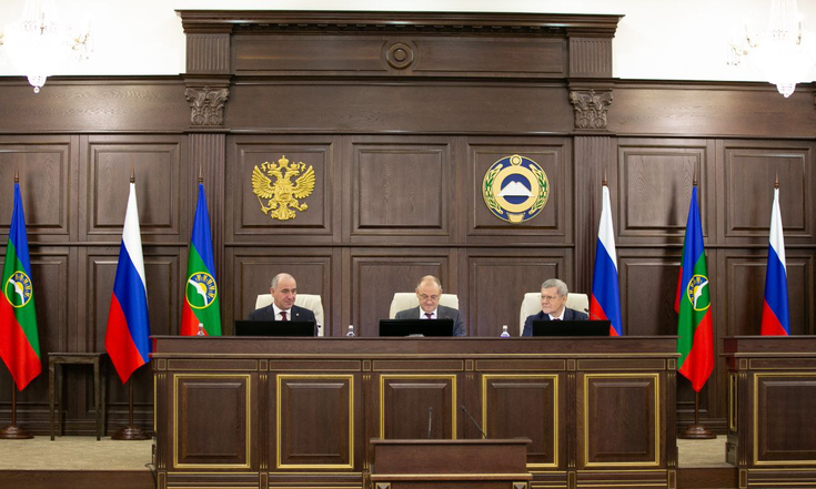 Юрий Чайка поздравил Рашида Темрезова с избранием и вступлением в должность Главы Карачаево-Черкесской Республики